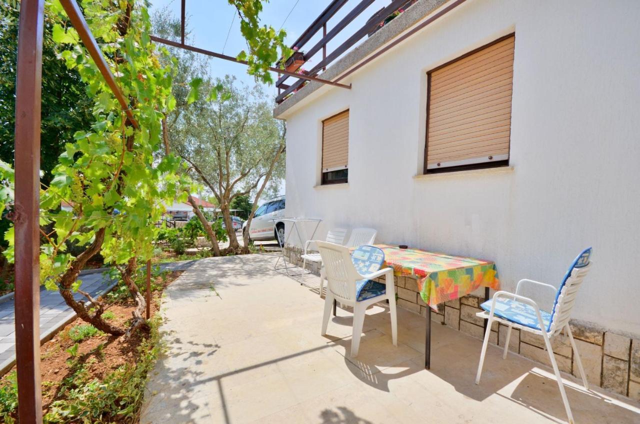 Apartments Ivanka Krk Town Esterno foto